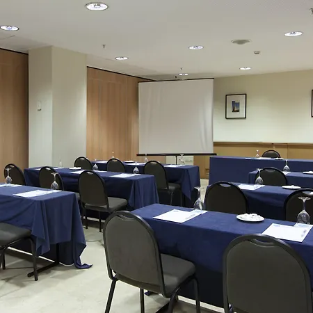 Vertice 4* Seville