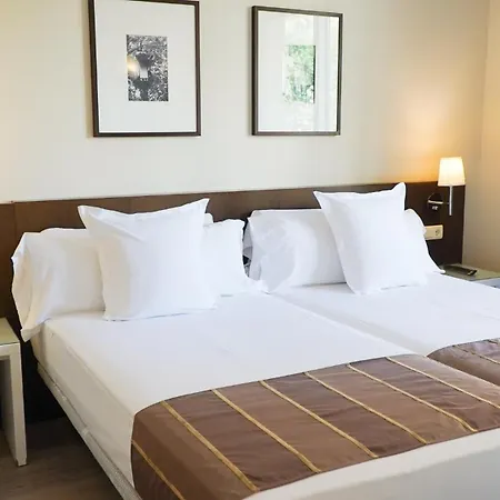 Vertice 4* Seville