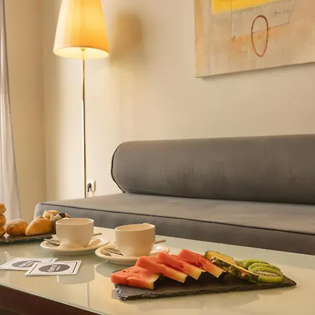 Vertice 4* Seville